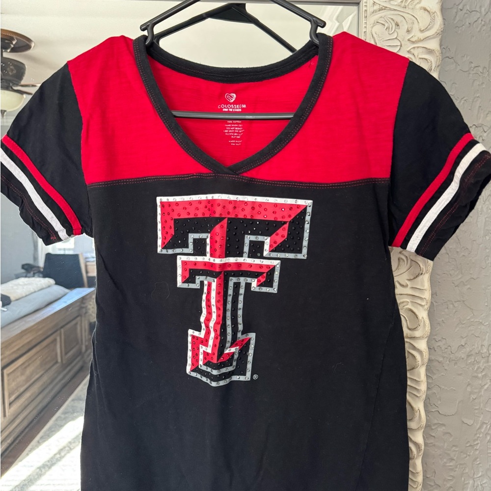 Colosseum Red Cotton Apparel